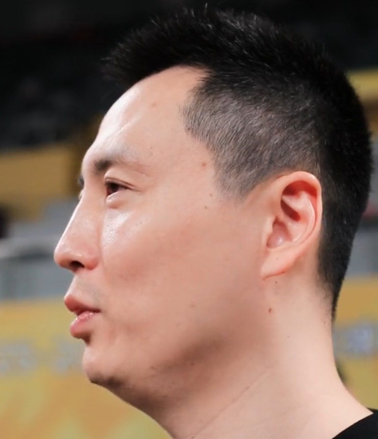 yl7703永利-卢伟展望总决赛G4！全力以赴寄语健康，全队无兴奋，肯定弗格表现